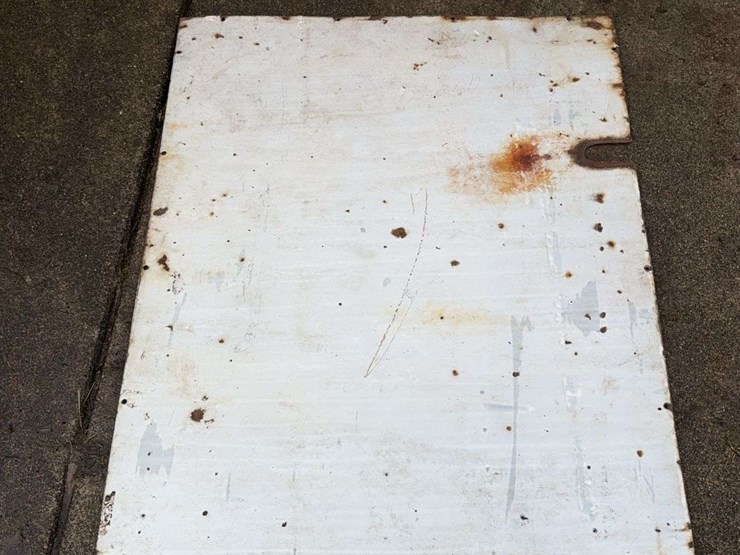 tiolene-oil-sign-image-6