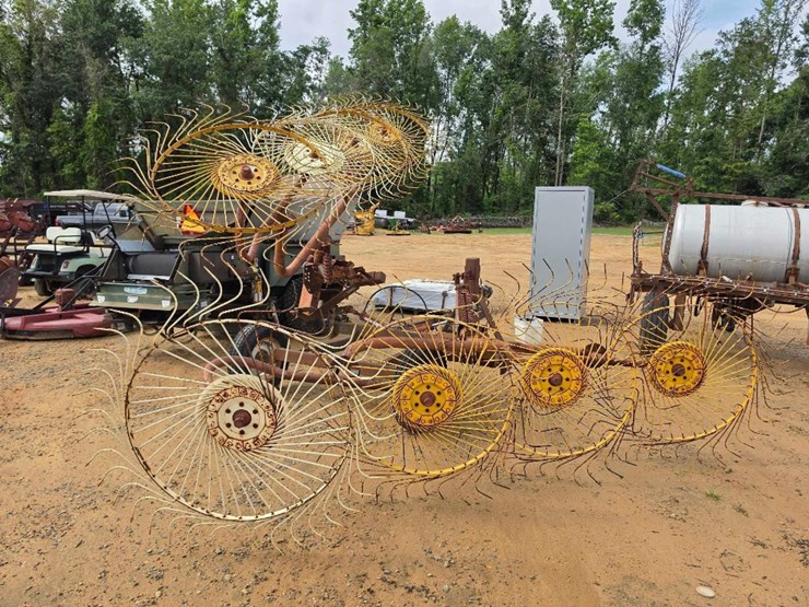 151---8-wheel-hay-rake-image-3