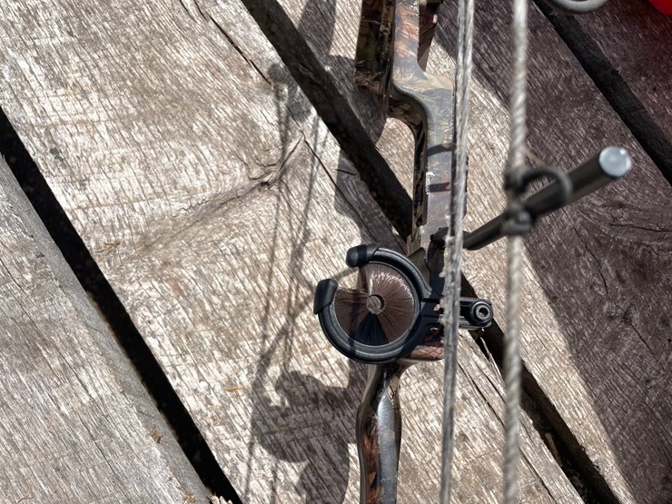 #2139-•-vortex-youth-compound-bow-image-7