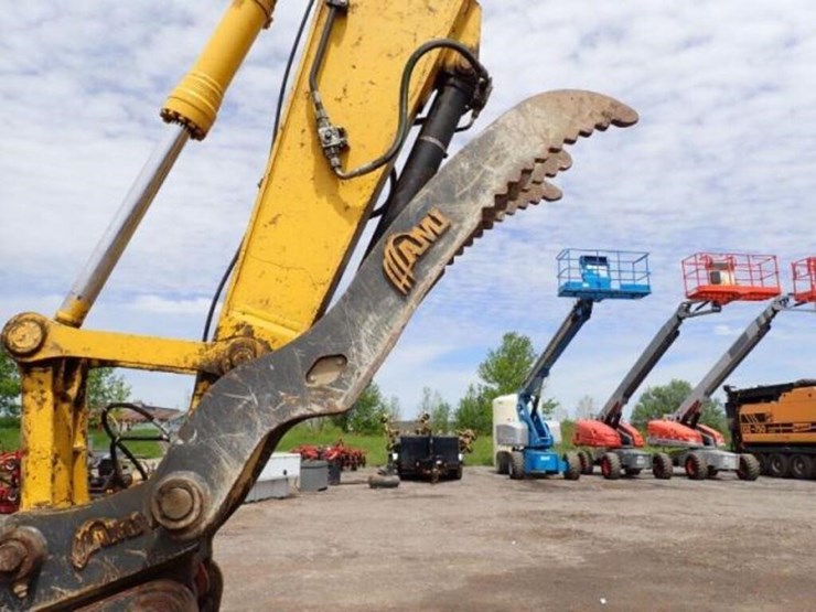 2022-komatsu-pc210-lc-11-image-26