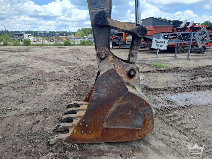 deere-350g-lc-image-37