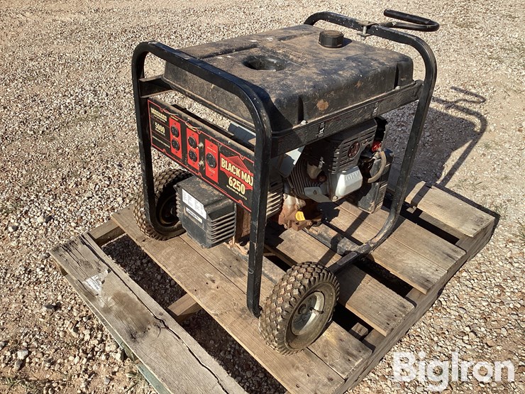 black-max-pm0535001-generator-image-1