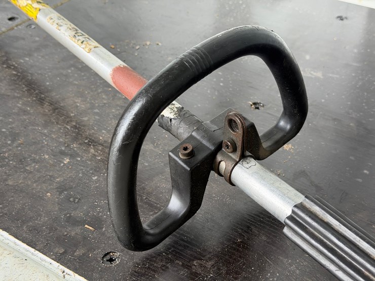 #6047-•-stihl-string-trimmer-image-6