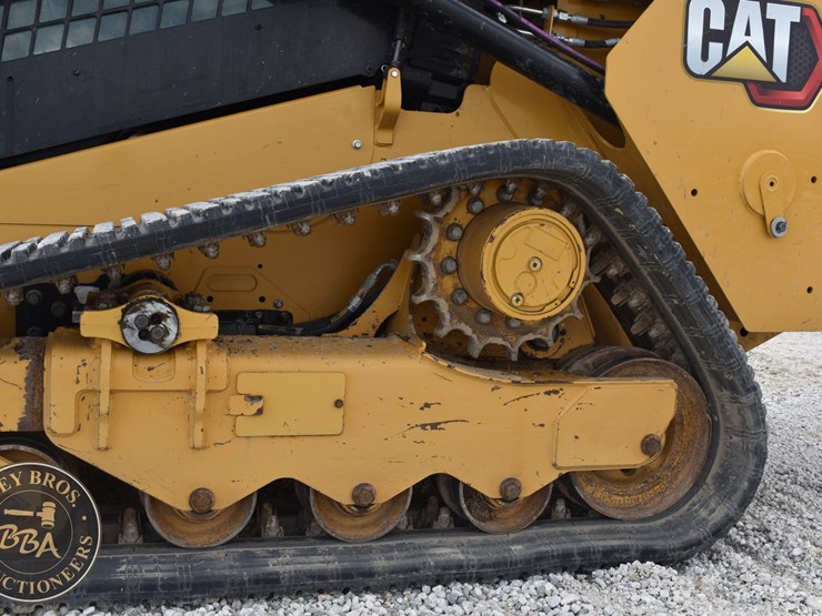 2023-caterpillar-259d3-image-19