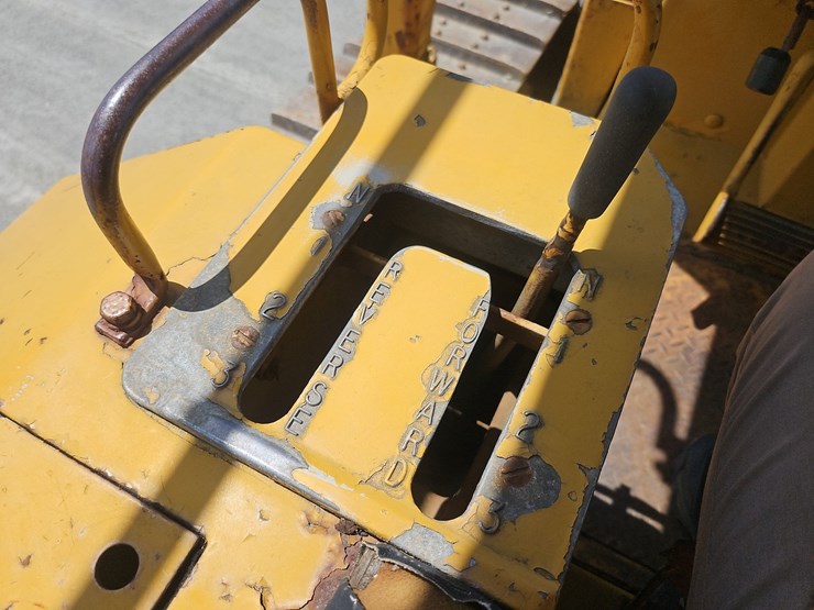 caterpillar-d5b-image-29