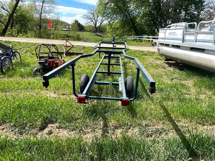 #2105-•-2012-triton-pontoon-trailer-(no-registration-card)-image-5