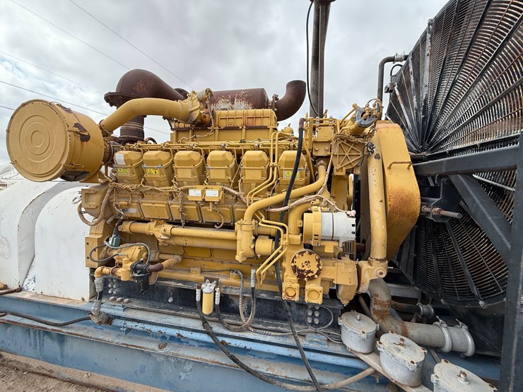 2011-caterpillar-3512-image-4