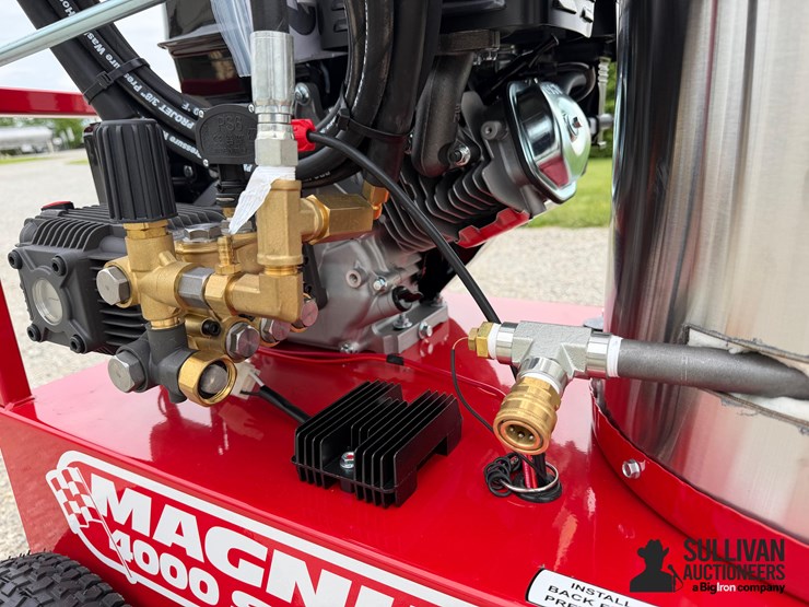 2026-magnum-4000-series-hot-water-pressure-washer-image-19