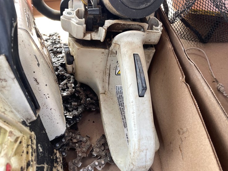 #2131-•-(2)-stihl-chainsaws-image-13