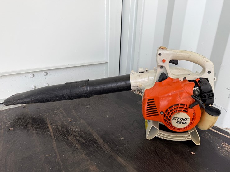 #6033-•-stihl-bg55-handheld-leaf-blower-image-1