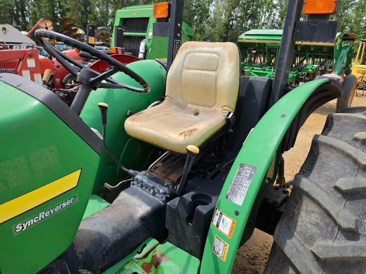 john-deere-5205-image-9