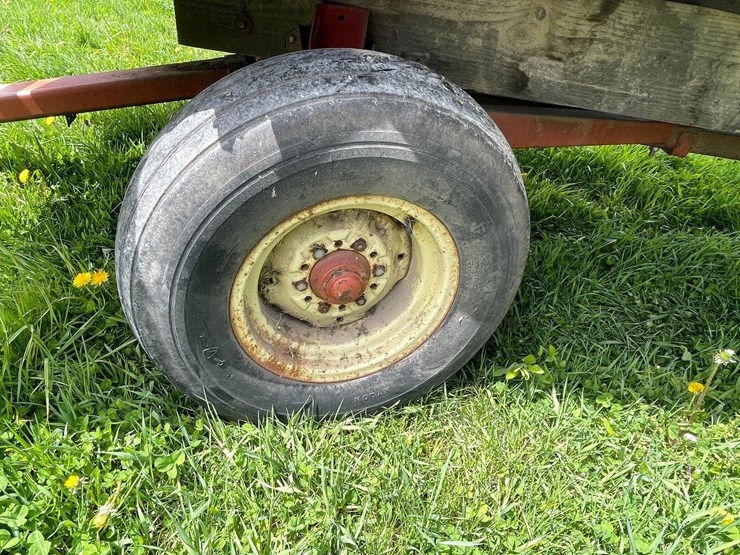 #3296-•-h&s-7-+-4-twin-auger-chopper-box-image-33
