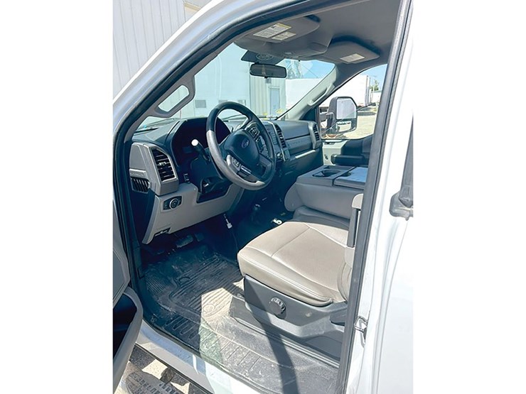 2017-ford-f350-image-5