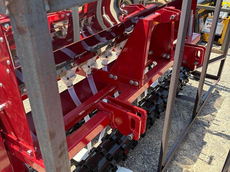 new-agt-stsd10-no-till-seed-drill-and-planter-image-3