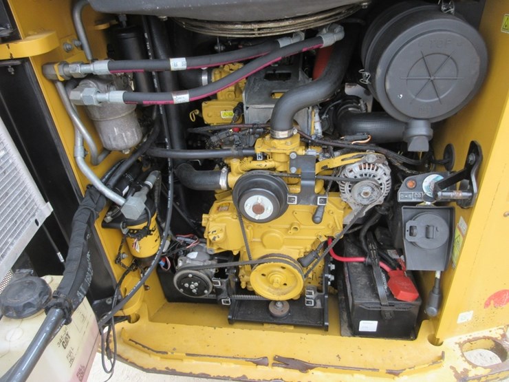 2020-caterpillar-272d3-xe-image-5