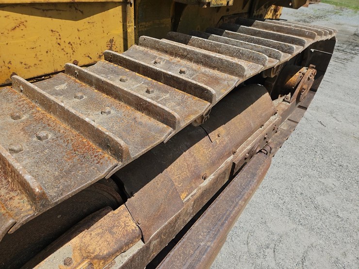 caterpillar-d5b-image-13