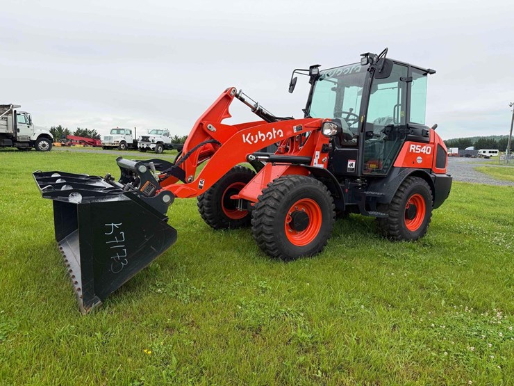 kubota-r540-image-1