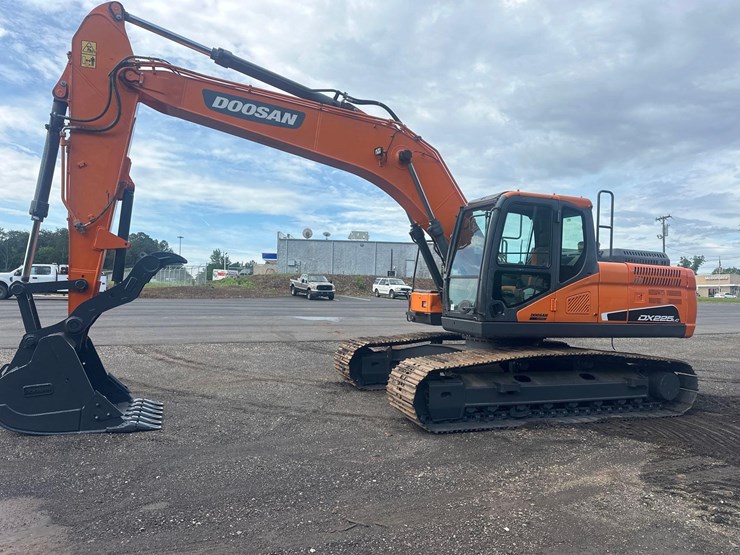 2021-doosan-dx225-lc-5-image-12