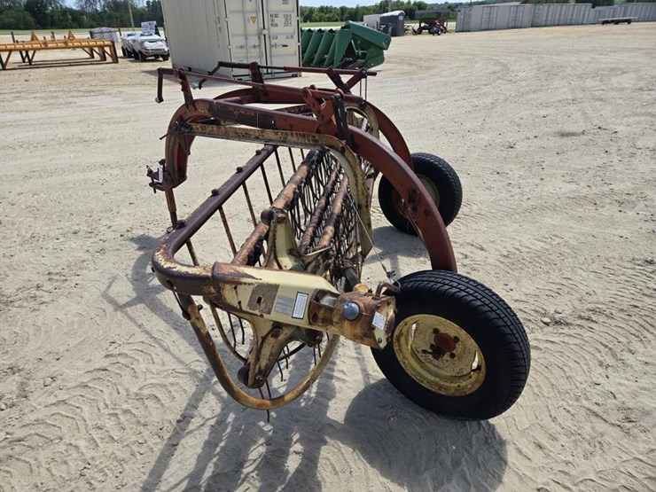 new-holland-259-image-3