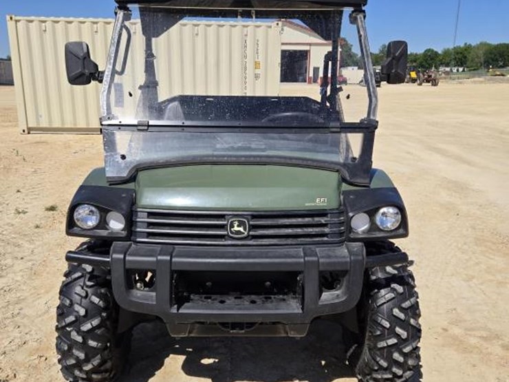 john-deere-gator-image-2