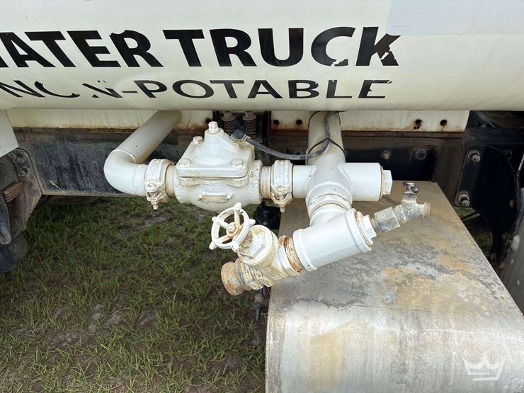 2017-peterbilt-337-image-18