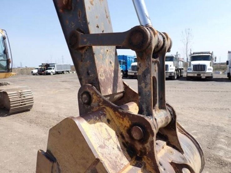 2009-deere-350d-lc-image-33