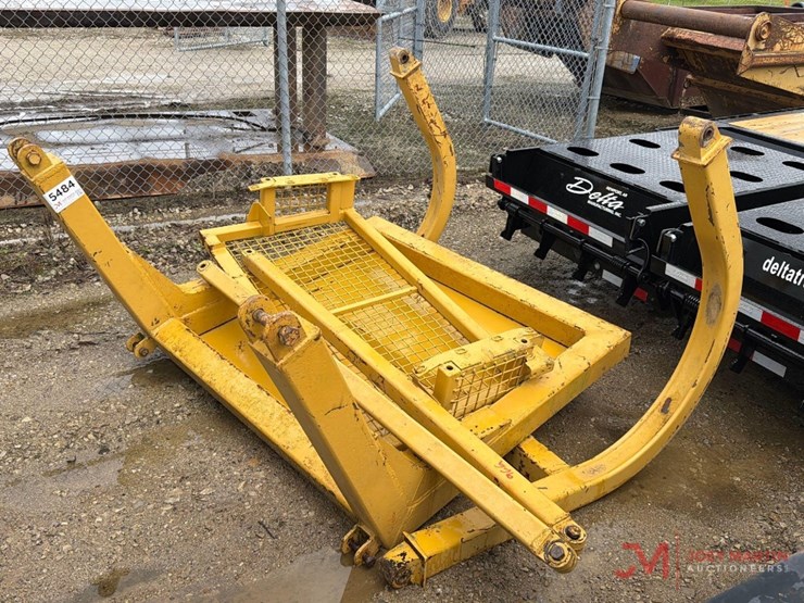 caterpillar-966-image-1