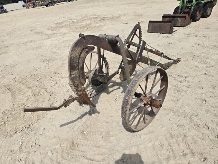 john-deere-15-image-4