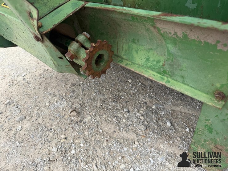 john-deere-444-image-18