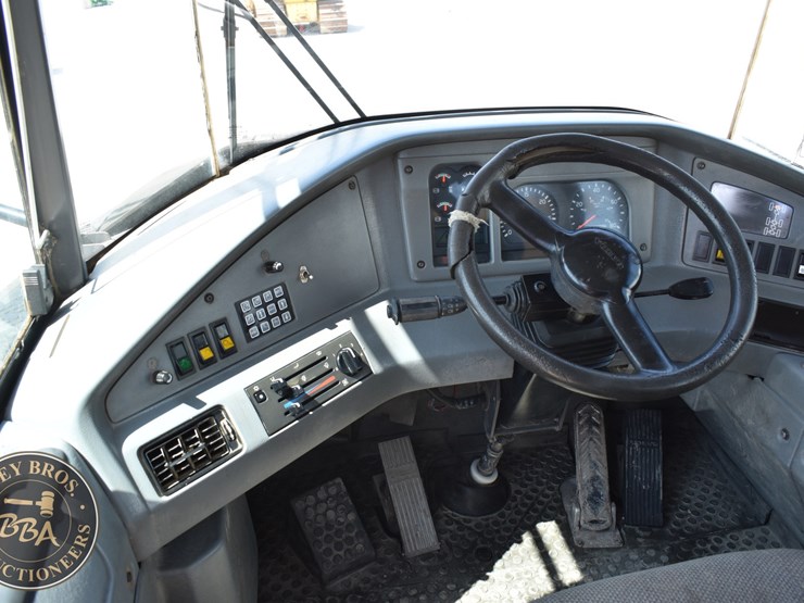 2007-volvo-a40d-image-28