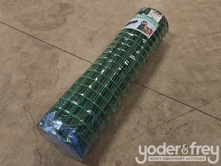 unused-green-vinyl-coated-lawn-fence,-98'-x-4',-(2-of),-2"-x-4"-grid-fence-image-6
