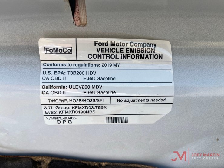 2019-ford-transit-image-16