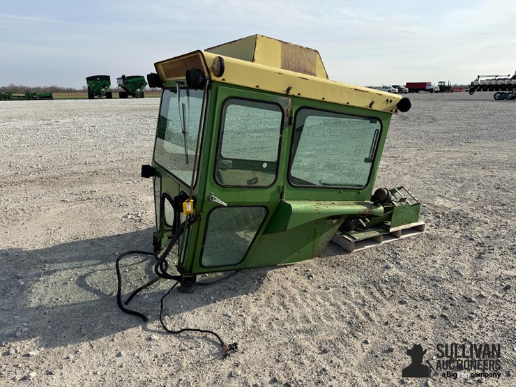 john-deere-6030-image-1