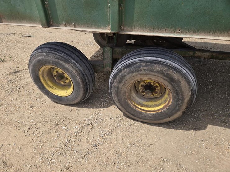 john-deere-716a-image-12