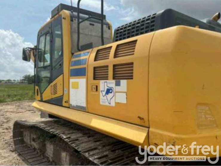 2017-komatsu-pc210-lc-11-image-5