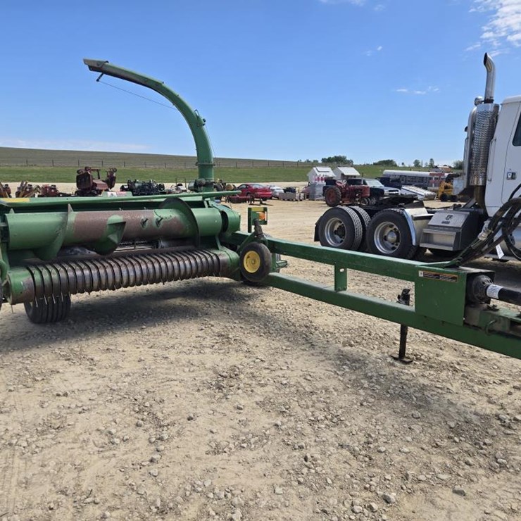 JOHN DEERE 3975