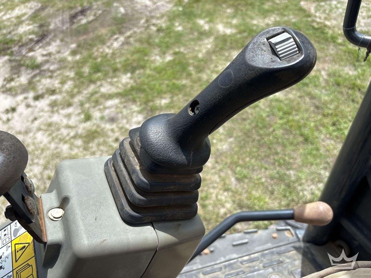 2019-doosan-dx35-mini-excavator-image-30