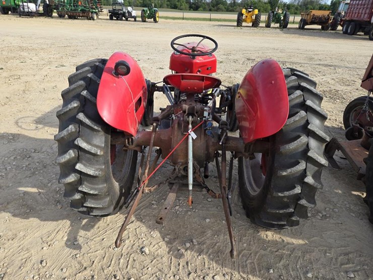 massey-ferguson-to35-image-8