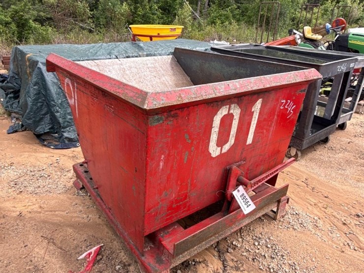 2245---3'-x-3'-metal-dump-hopper-image-1