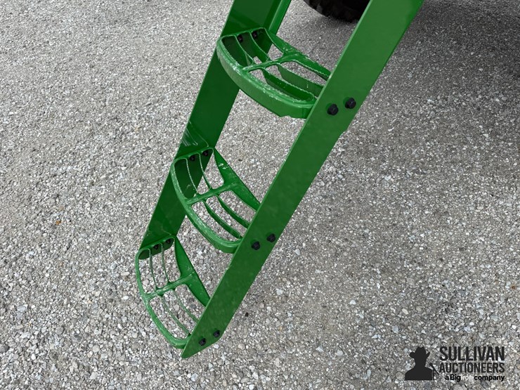 2024-john-deere-412r-image-11