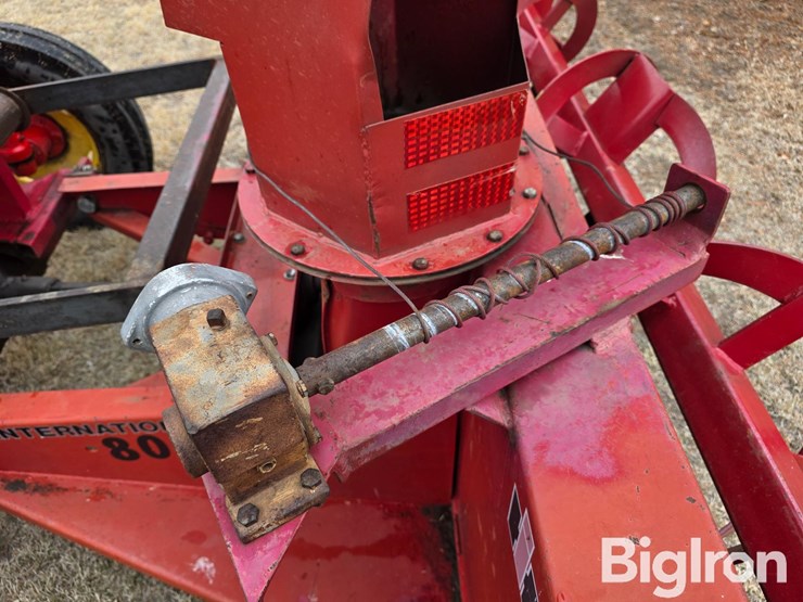 massey-ferguson-44-image-17