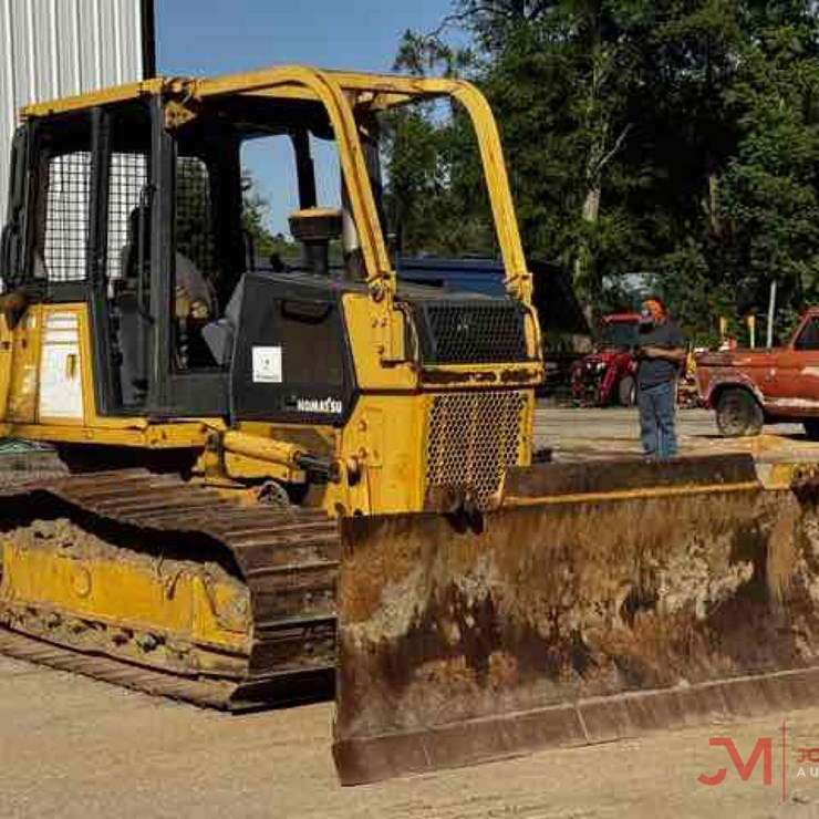 KOMATSU D39PX-21