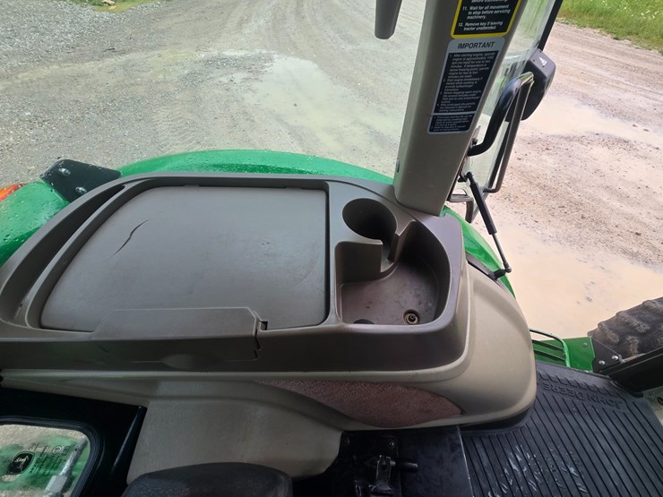john-deere-6105d-image-51