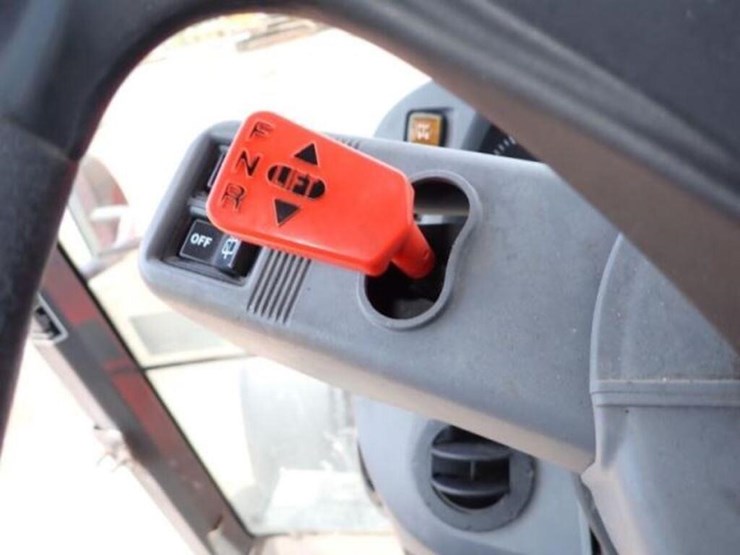 2016-kubota-m6-141-image-13
