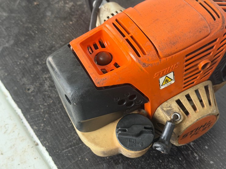 #6056-•-stihl-fc91-string-trimmer-image-3