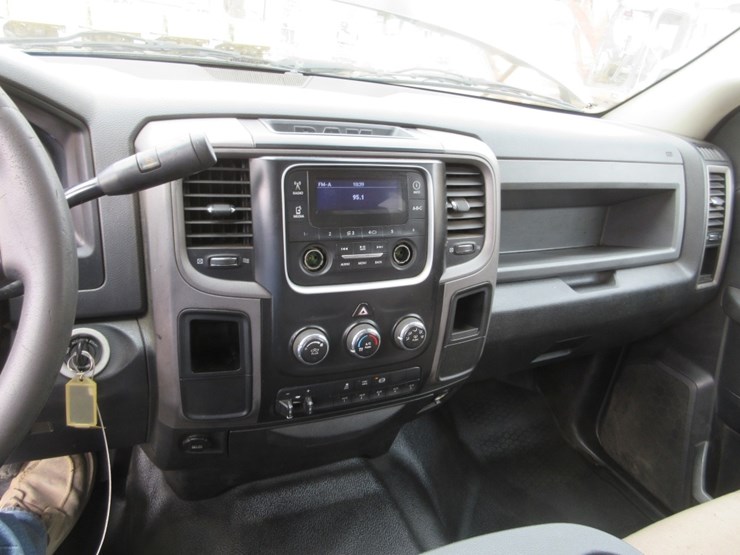 2014-dodge-ram-4500hd-image-9