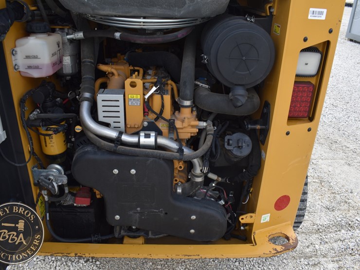 2023-caterpillar-259d3-image-24