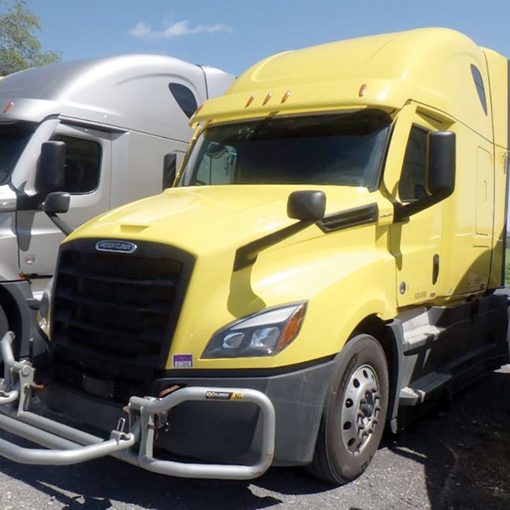 2022 FREIGHTLINER CASCADIA 126