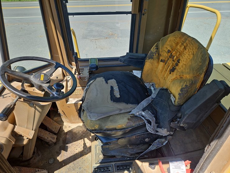 caterpillar-950e-image-23