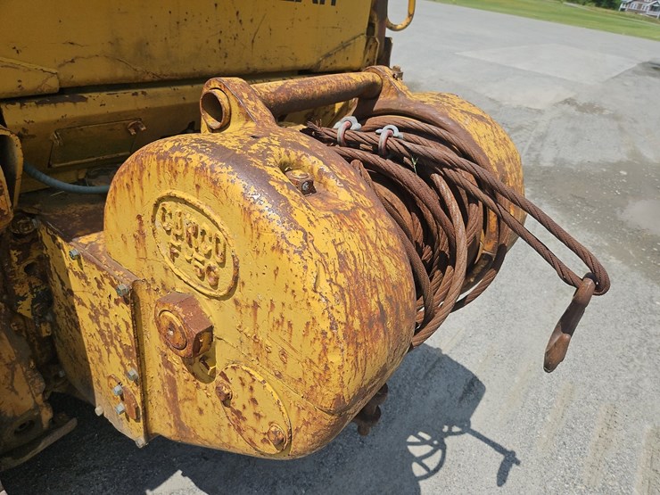 caterpillar-d5b-image-25